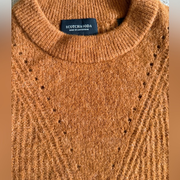 Scotch & Soda V-Neck Sweater in Rich Orange - Picture 4 of 6